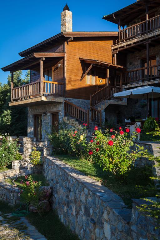 Apartamento Efharis Filoxenon Feneos Exterior foto